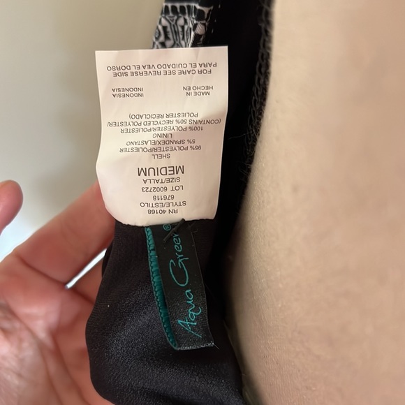 NWT - Swim top - halter top - Medium - Picture 6 of 7